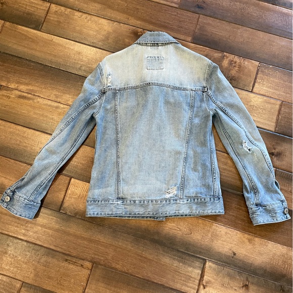 Abercrombie and Fitch Distressed Oversized Denim Jean Jacket - Picture 4 of 4